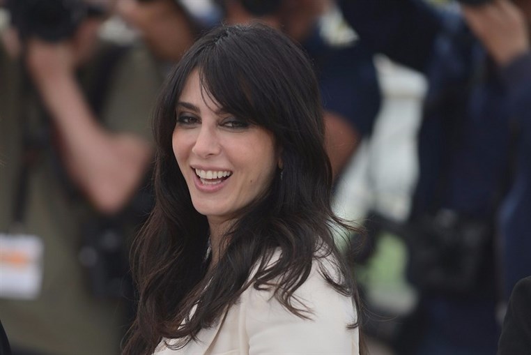 Nadine Labaki in award ceremony of Nazra ma